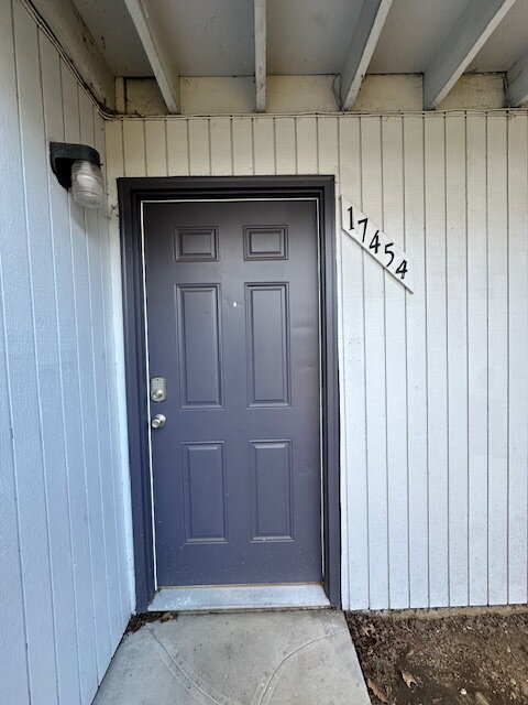 Foto del edificio - 1 - Bedroom Apartment, Corner Unit, Downstairs, Near Transportation