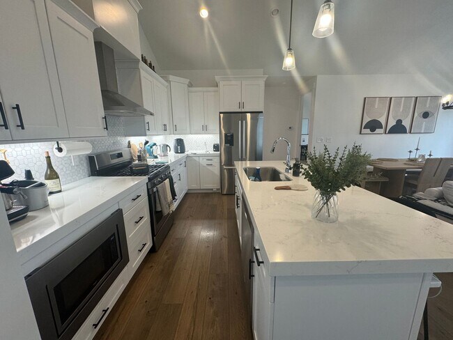 Building Photo - 564 Fashion Creek Ct