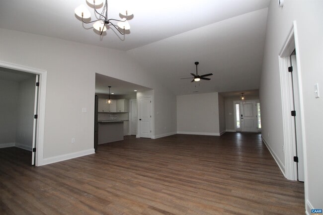 Building Photo - 179 Langley Dr