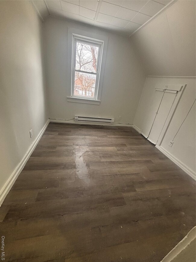 Foto del edificio - 147 Downs St