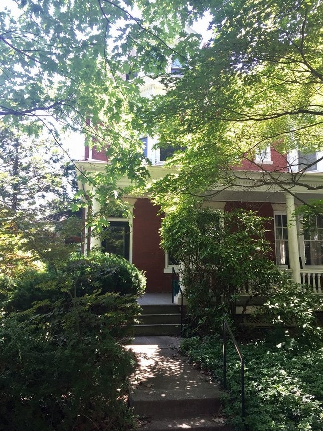 Building Photo - 1018 Woods Avenue - Lancaster
