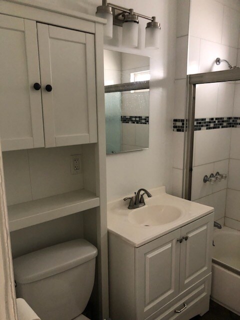 Foto del edificio - 3268 Fay Ave