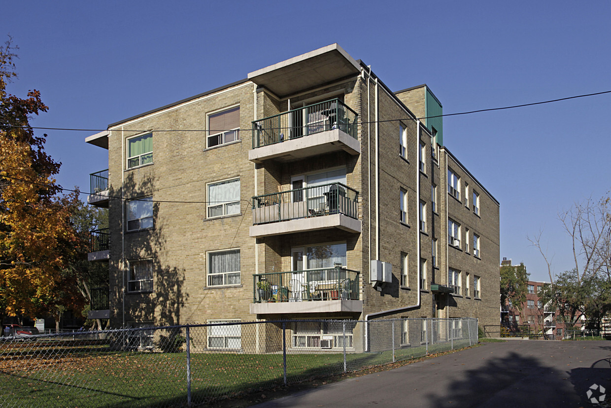 Building Photo - Crown Hill Place