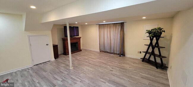 Foto del edificio - 2923 N Grove