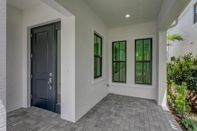 Building Photo - 13559 Artisan Cir