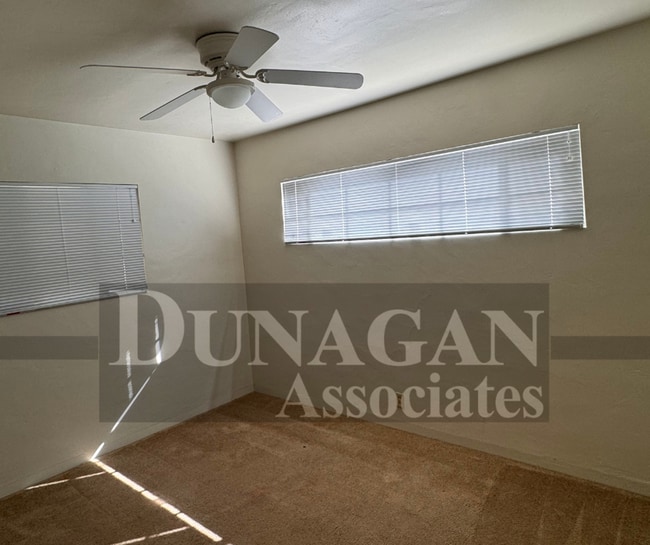 Building Photo - 3 Bedroom 1 1/2 bath home