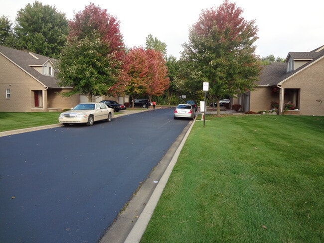 Building Photo - 15280 Arno Dr