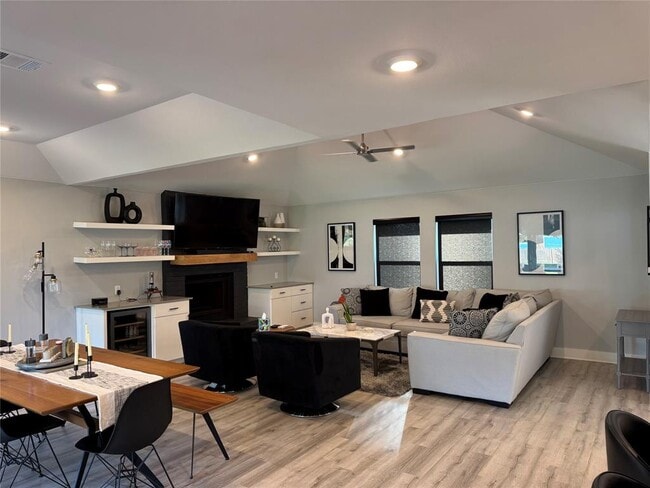 Building Photo - 14413 Celestial Ln