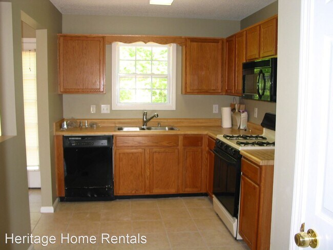 Building Photo - 4 br, 3 bath House - 429 REMINGTON COURT