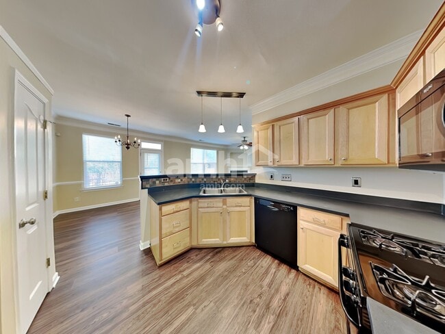 Building Photo - 7217 Winding Cedar Trl