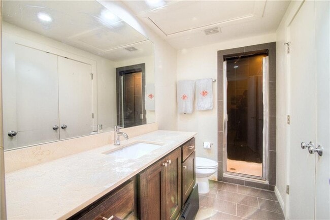 Building Photo - 2710 San Pedro St