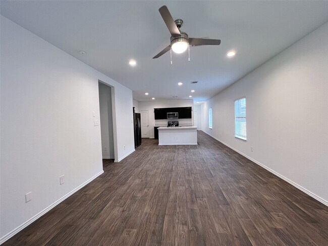 Building Photo - 14732 Hazel Br Dr