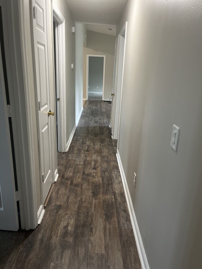 Foto del edificio - 1016 Farr Ct