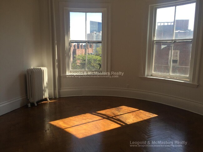 Foto del edificio - 26 Mount Vernon St