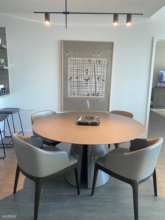 Foto del edificio - 3 br, 3 bath House - 400 Sunny Isles Blvd ...