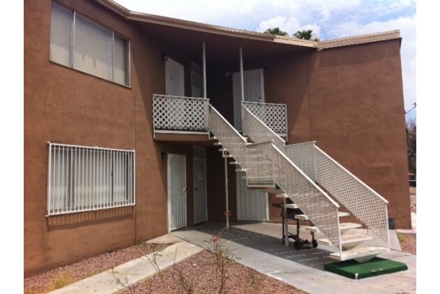 Foto del edificio - Perez Apartment