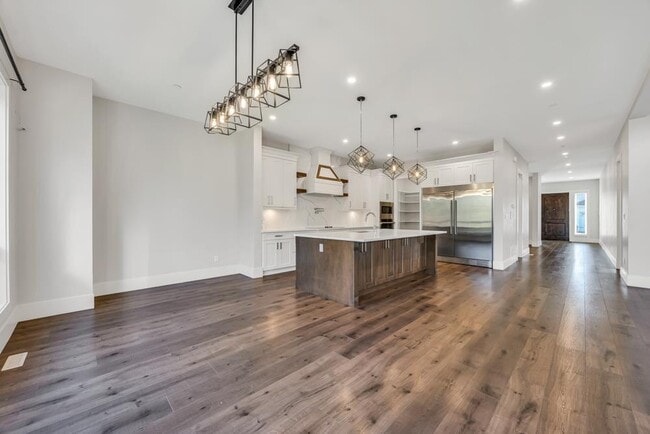 Building Photo - 4399 Emily Carr Pl