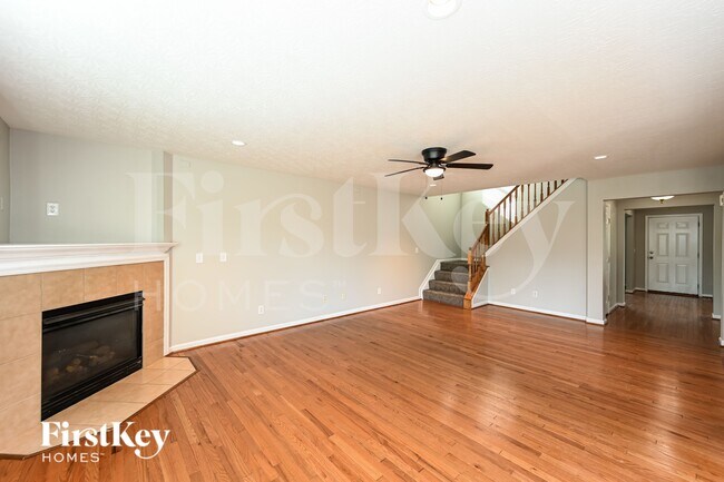 Foto del edificio - 2125 Picketside Dr