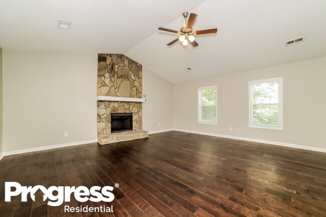 Building Photo - 360 Wayside Dr