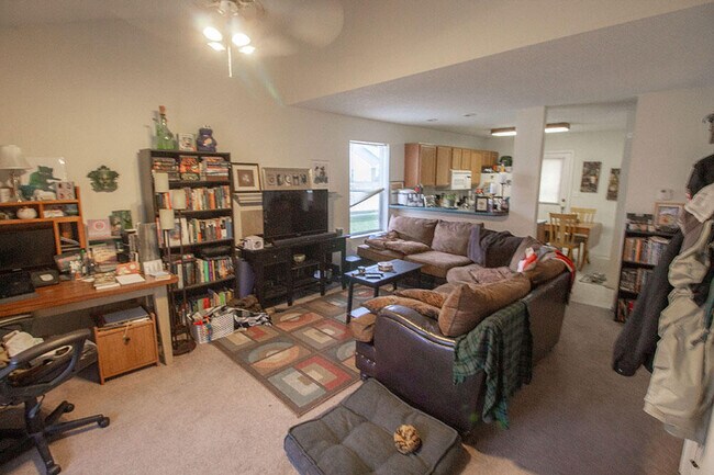 Foto del edificio - 4300 W Caleb Ct