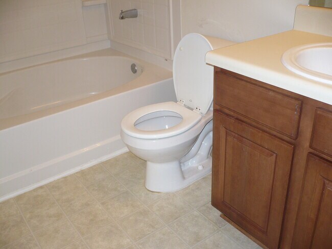 Foto del edificio - 11102 Waldrop Pl