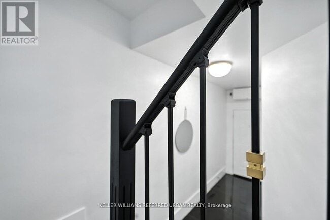 Building Photo - 1182 Ossington Ave