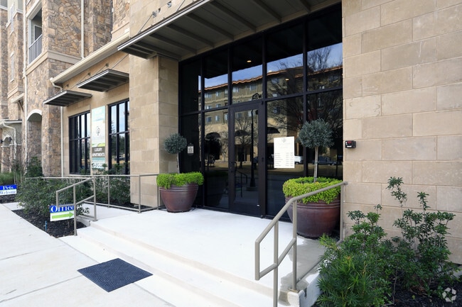 Leasing Office - Luxia Craig Ranch