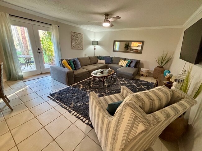 Foto del edificio - 1866 Toucan Way