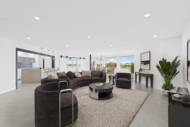 Foto del edificio - 877 NE 195th St