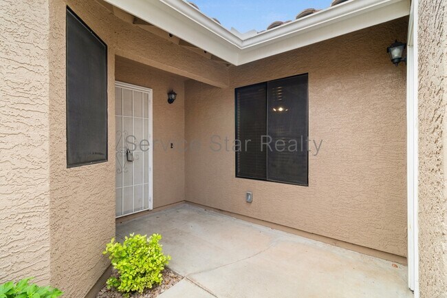 Foto del edificio - 3510 E Hampton Ave