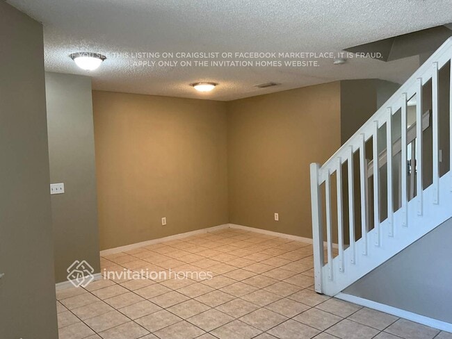 Building Photo - 620 208th Cir