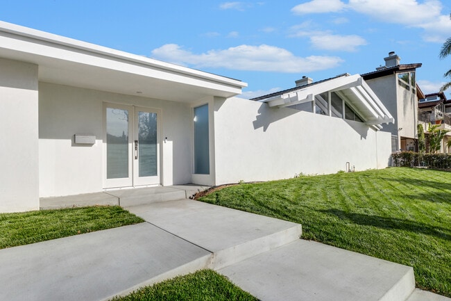 Completely remodeled - 6234 Paseo Canyon Dr