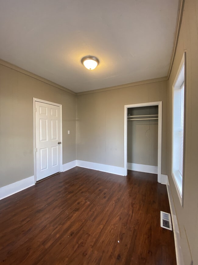 Foto del edificio - 207 W Matilda St, Dalton GA