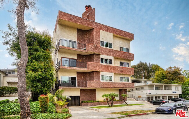 Foto del edificio - 630 Kelton Ave