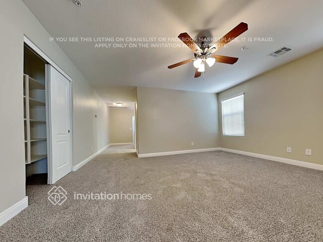 Building Photo - 3041 N Clanton St