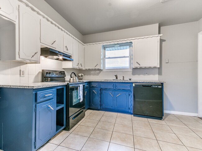 Foto del edificio - 940 SW 4th Pl