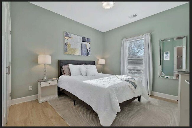 Building Photo - 7449 Harrow Dr