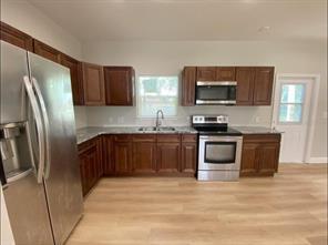 Building Photo - 6310 Dogwood Dr