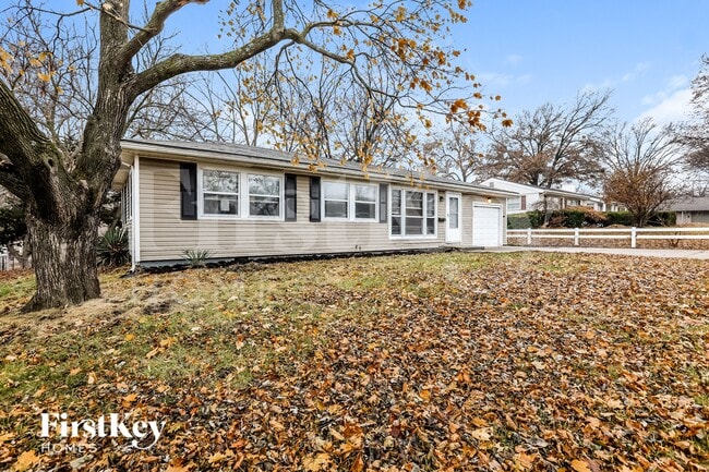 Building Photo - 803 NE 61st St