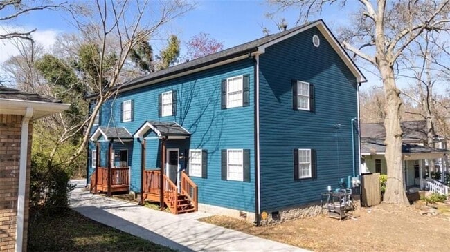 Foto del edificio - 848 Ridge Ave NW