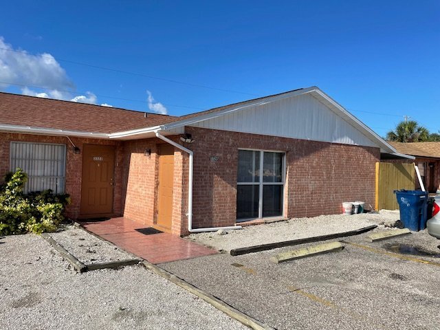 Primary Photo - 3320 51st Ave Dr W