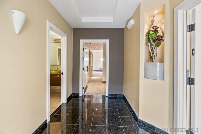 Foto del edificio - 7920 Herschel Ave