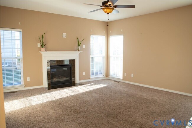 Building Photo - 2112 Lindsey Gabriel Dr