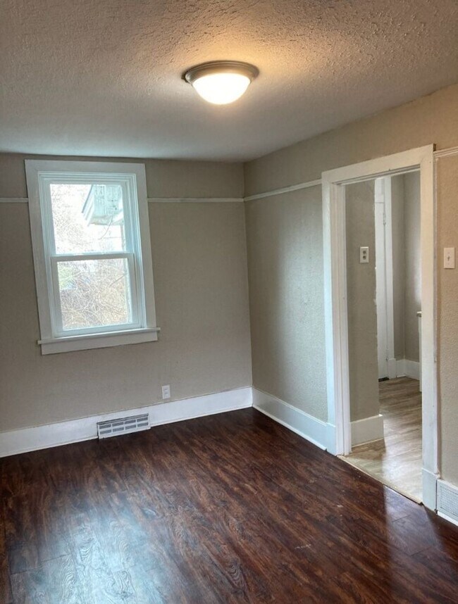 Foto del edificio - Renovated Home Available For Rent In Arnold