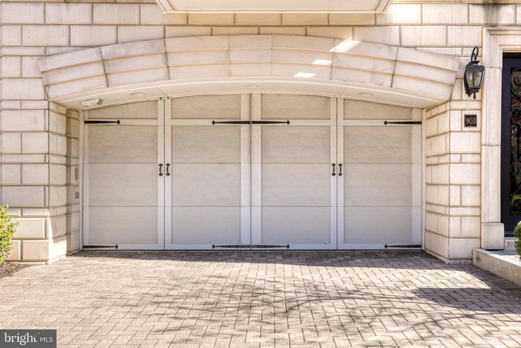 Foto principal - 903 Valencia Ct
