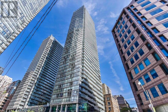 Building Photo - 38 Grenville St