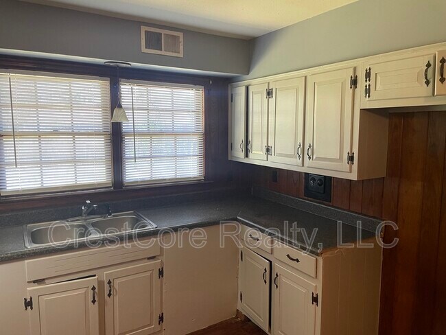 Foto del edificio - 5614 Cottonwood Rd