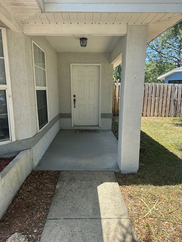 Foto principal - V5- Home in Lakes of Pine Run with Fenced ...