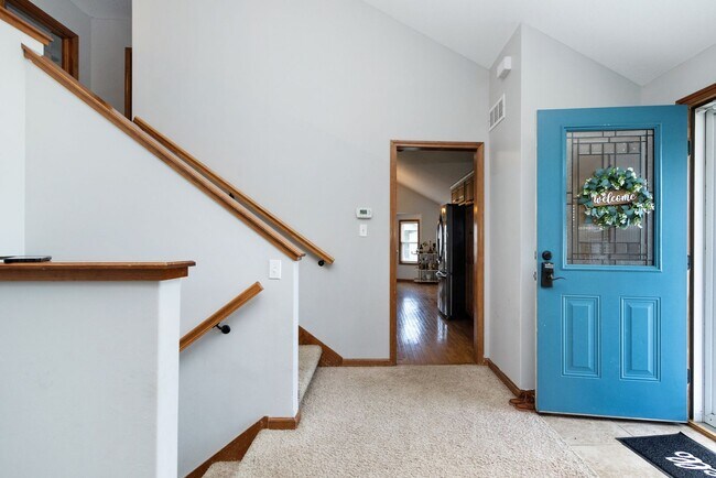 Building Photo - Italian Estates Property Management