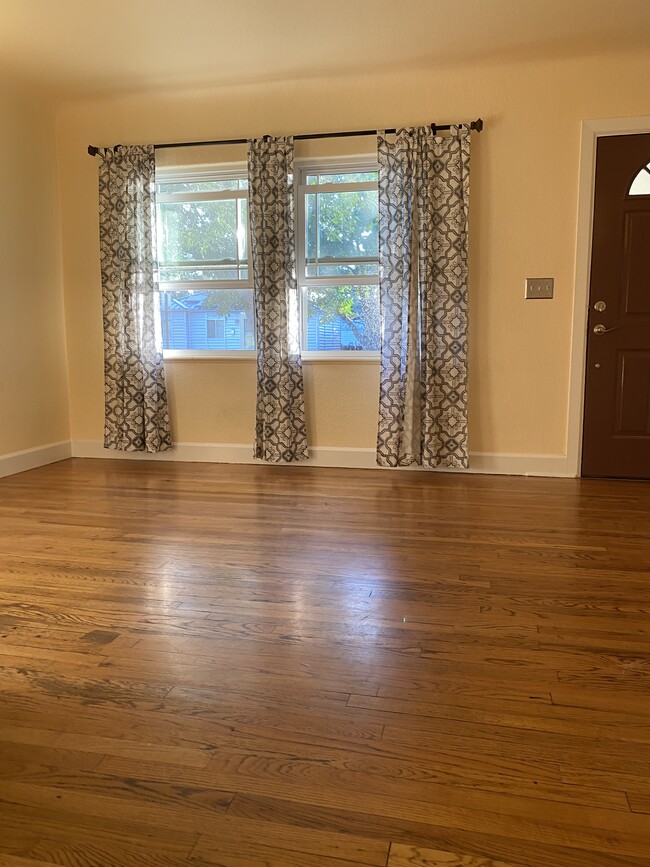 Building Photo - 5110 Clay St